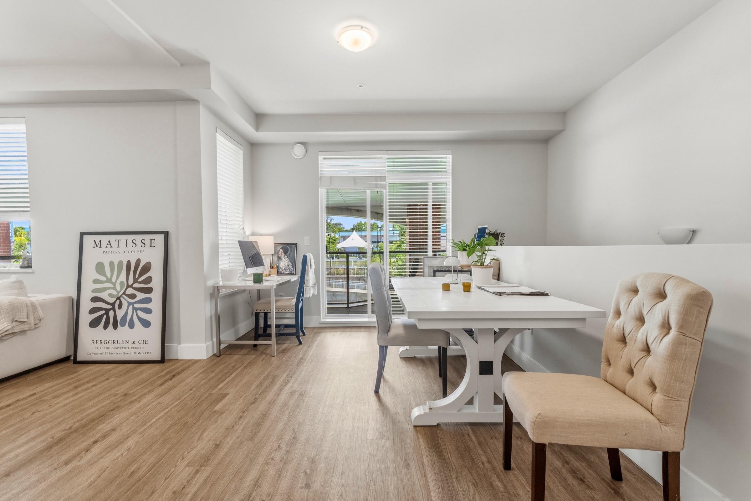 2180 Kelly Avenue — frame 10