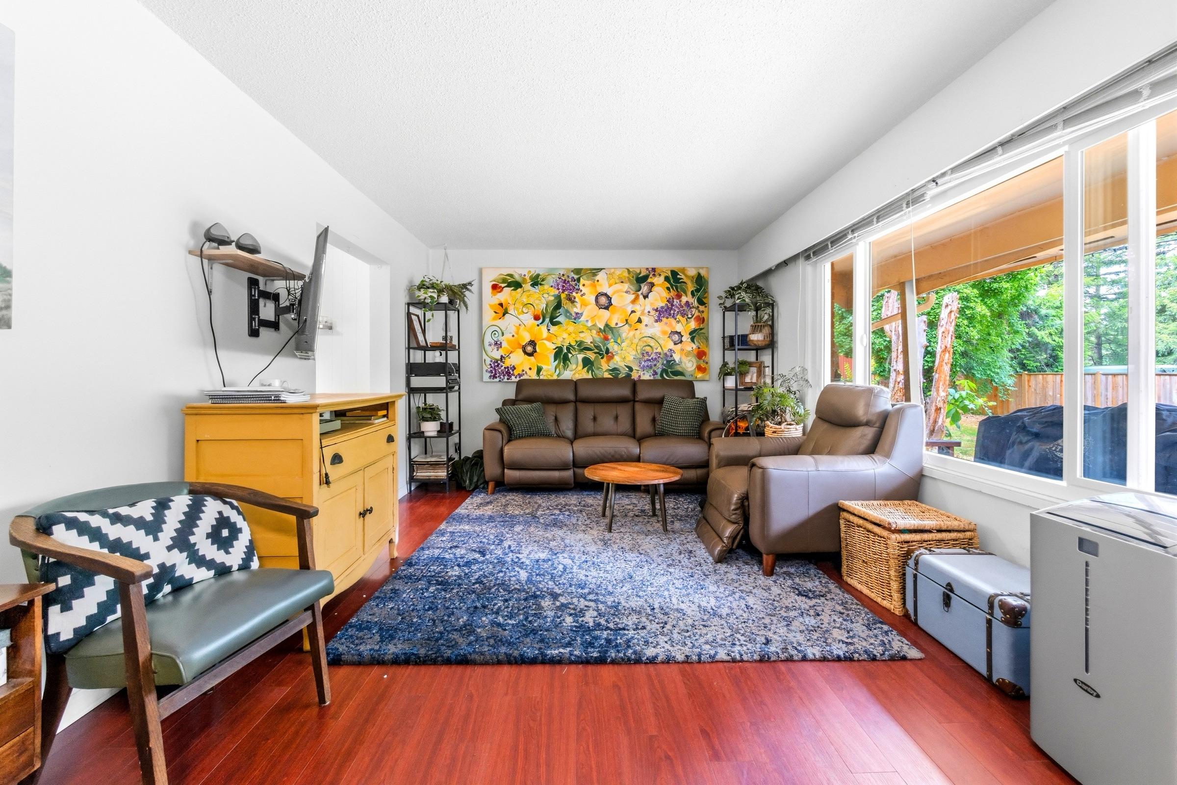 23338 56 Avenue — frame 2