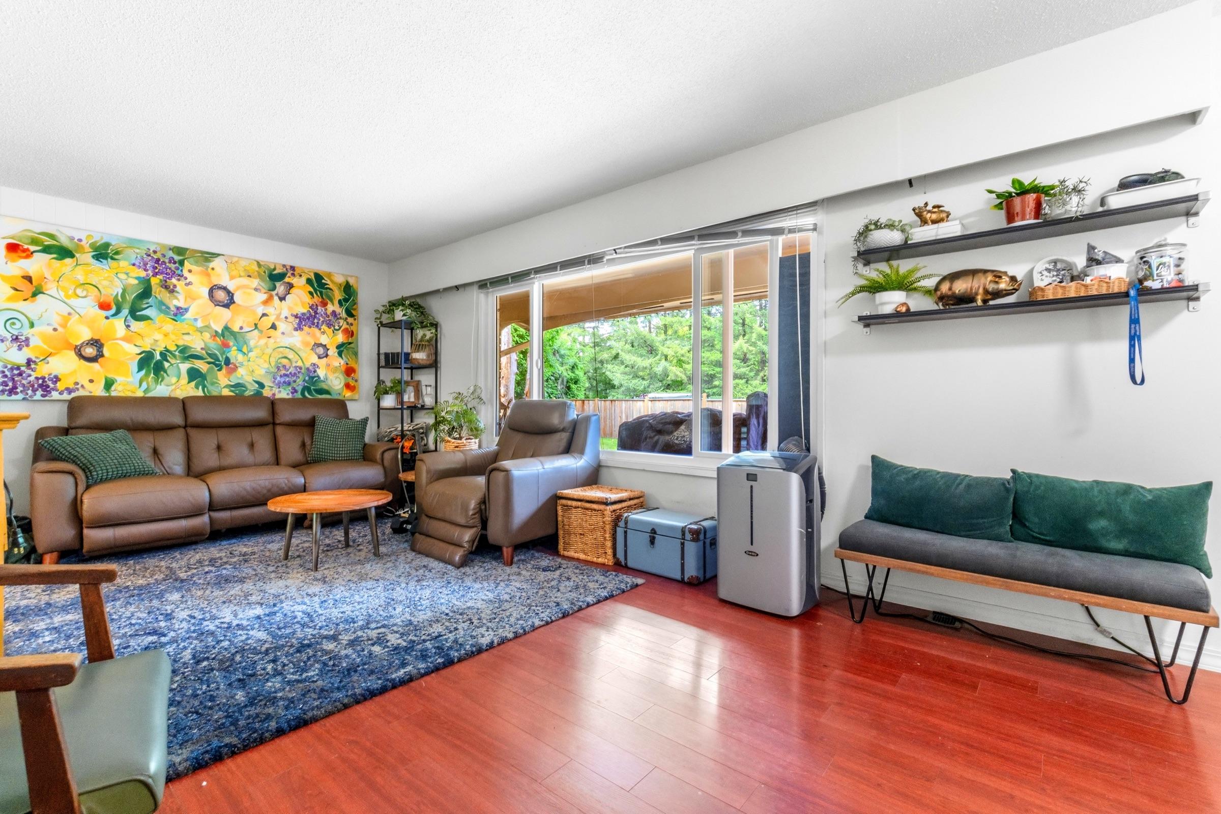 23338 56 Avenue — frame 3