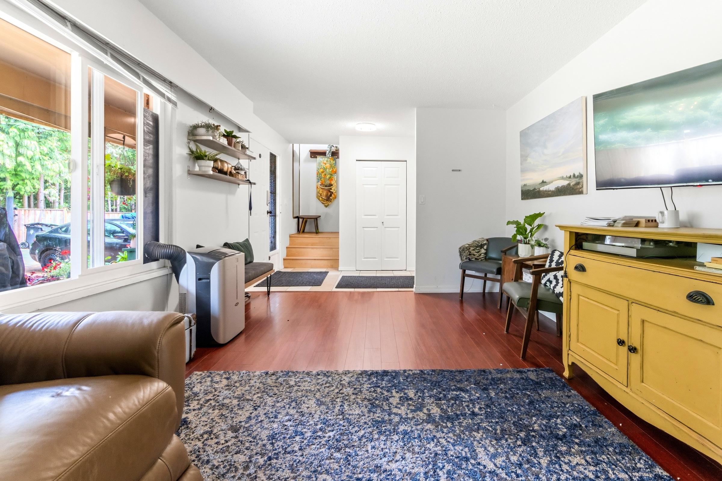23338 56 Avenue — frame 4
