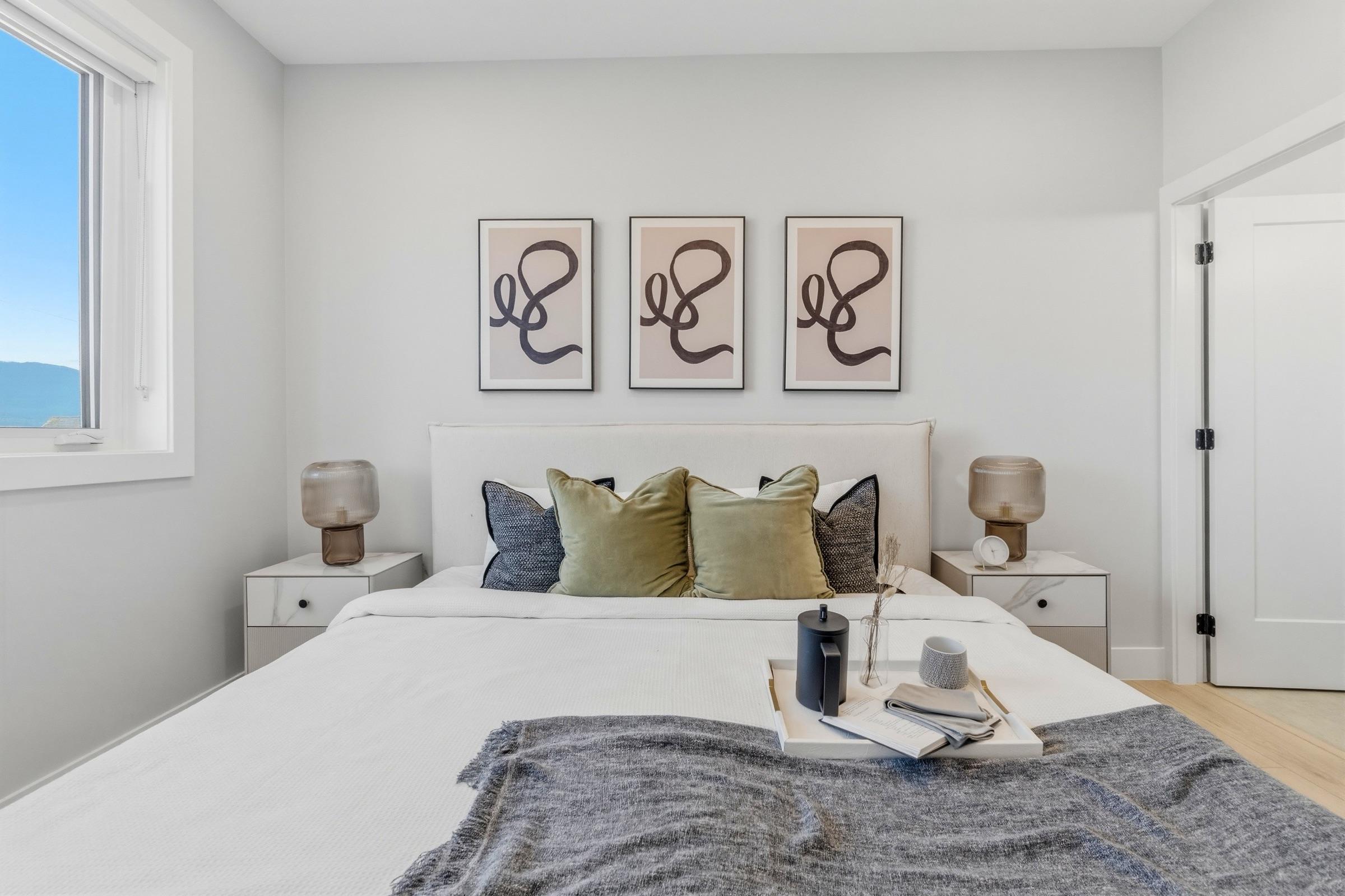 2743 McGill Street — frame 7