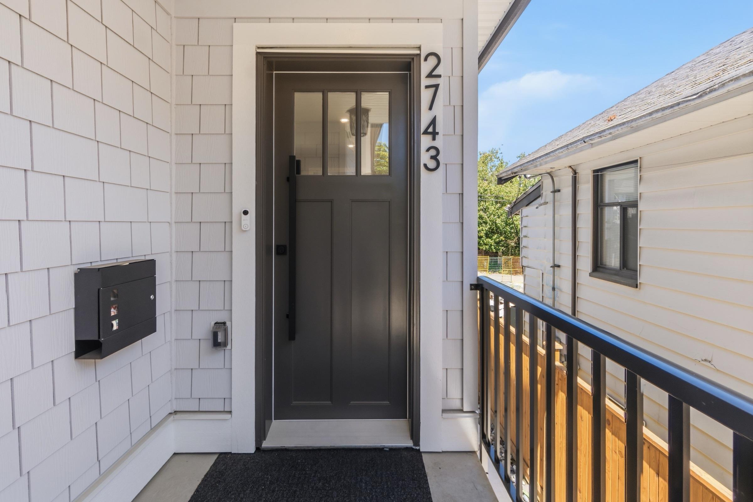 2743 McGill Street — frame 10