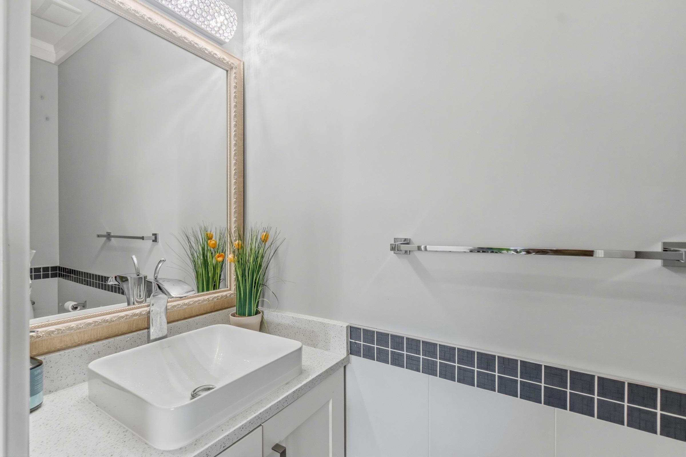 331 East 8th Avenue — frame 11
