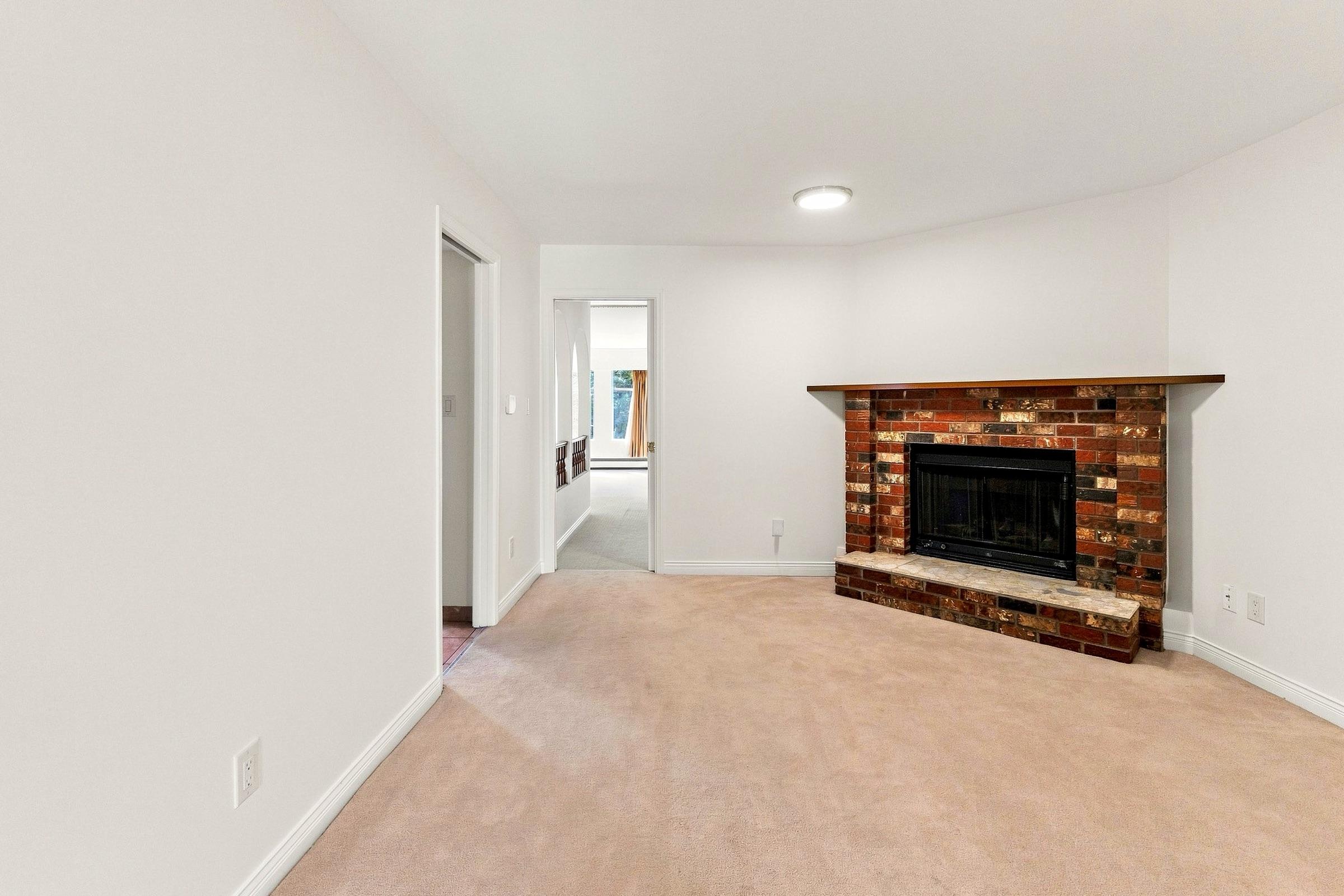 6070 Lanark Street — frame 2
