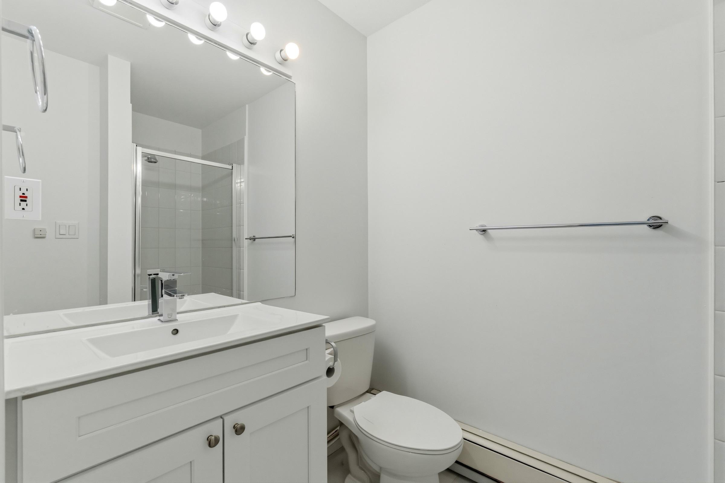 8142 120A Street — frame 2