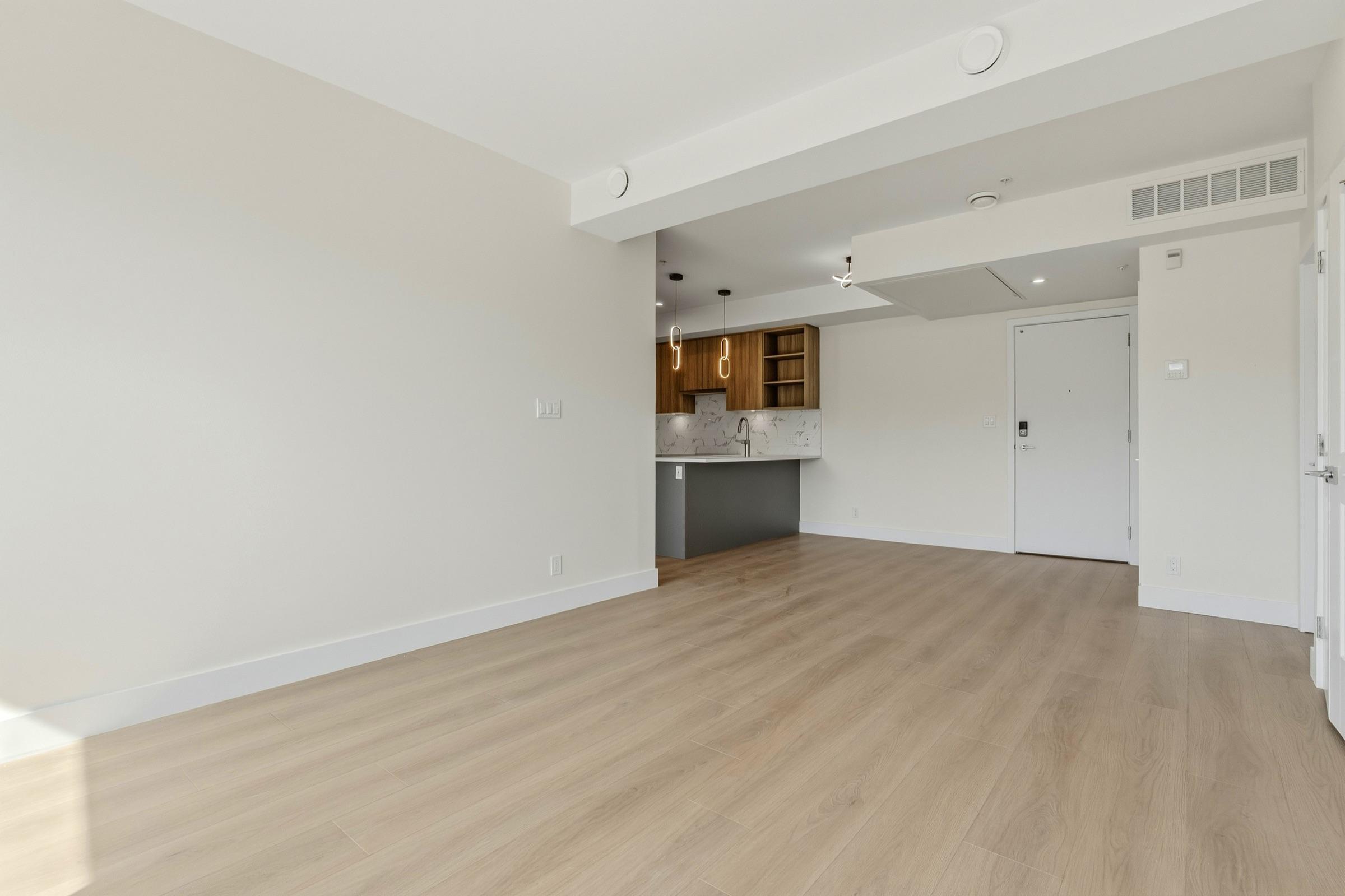 2233 156 Street — frame 3