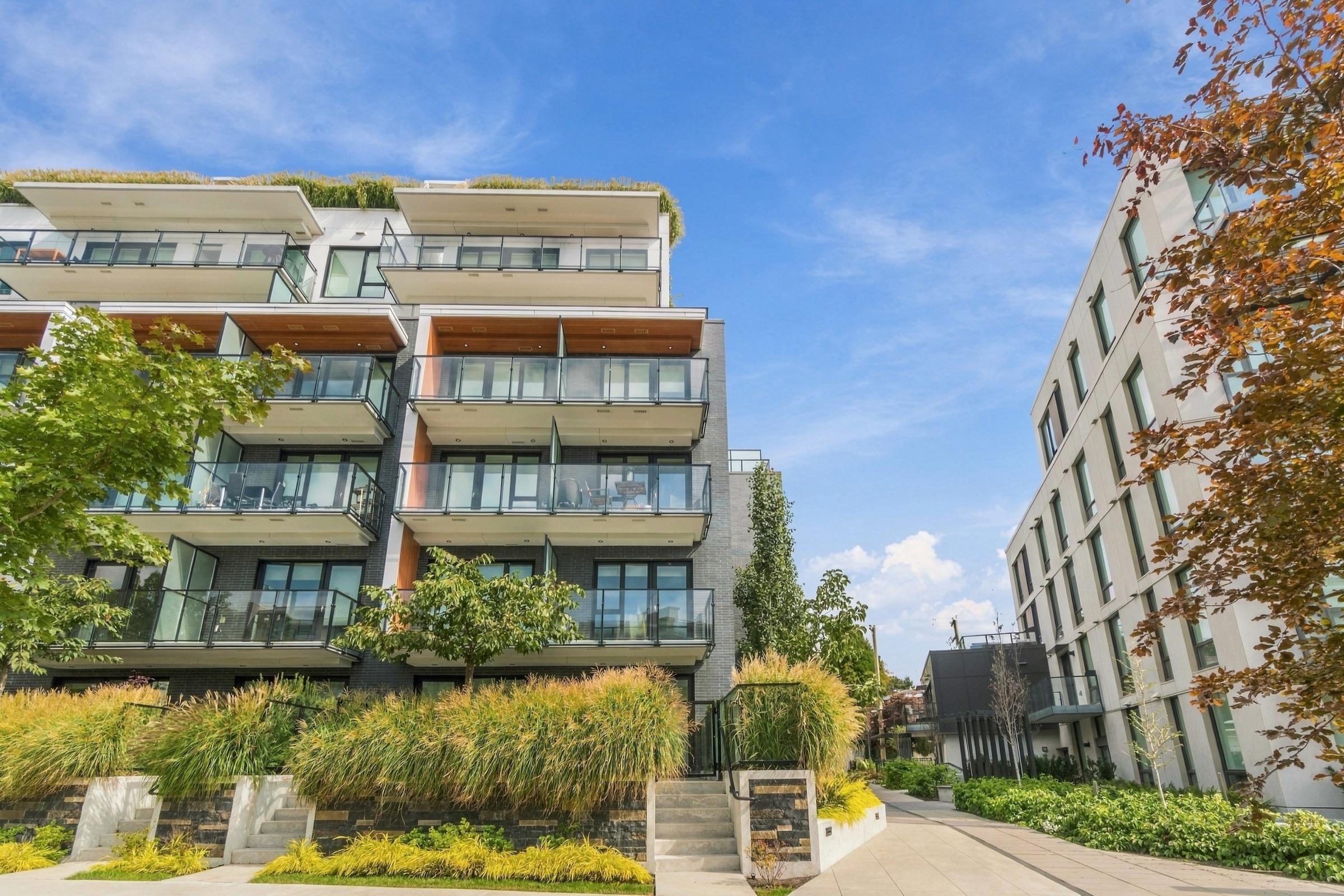 205 – 5168 Cambie Street — frame 9