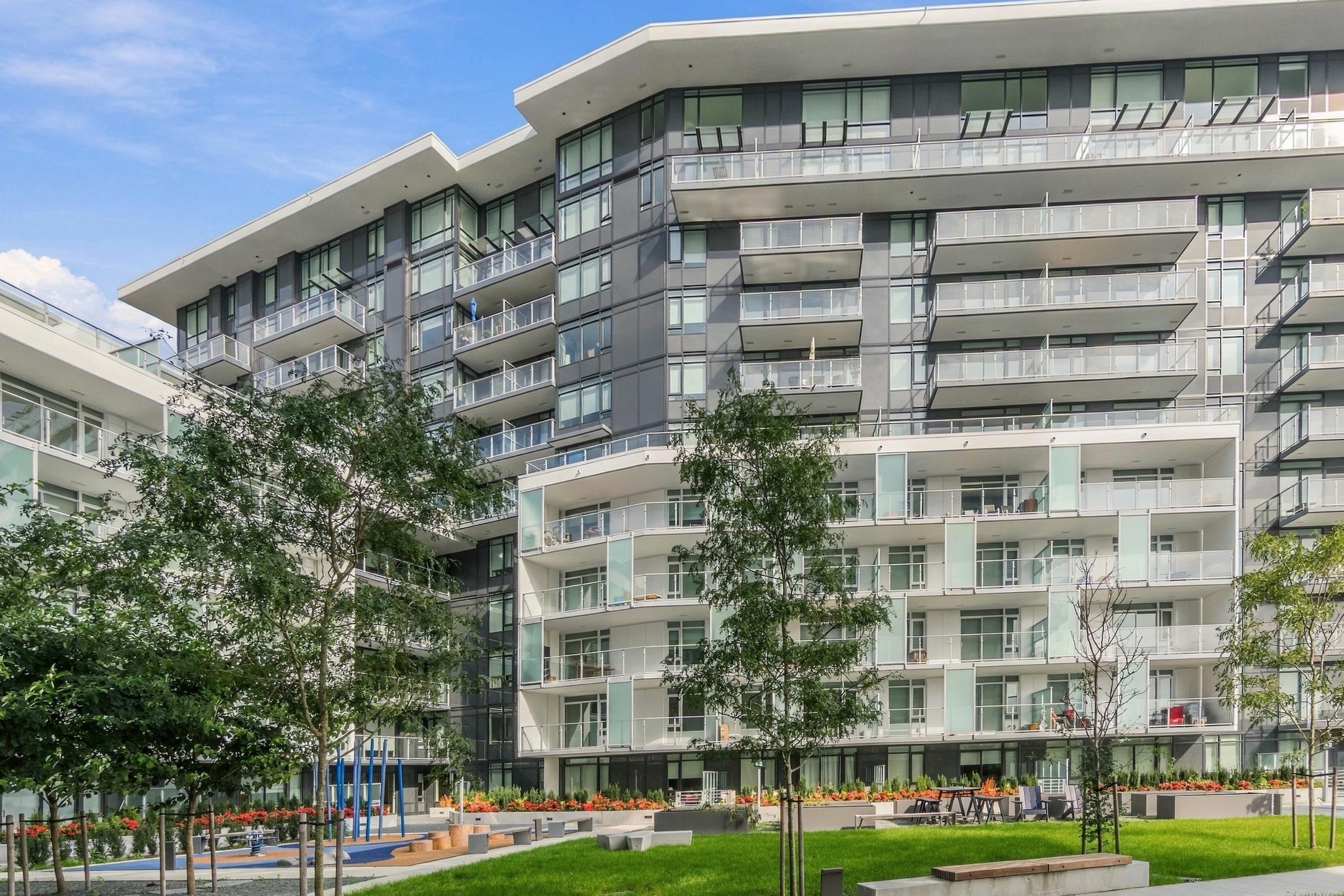 527 – 6300 Minoru Boulevard — frame 8