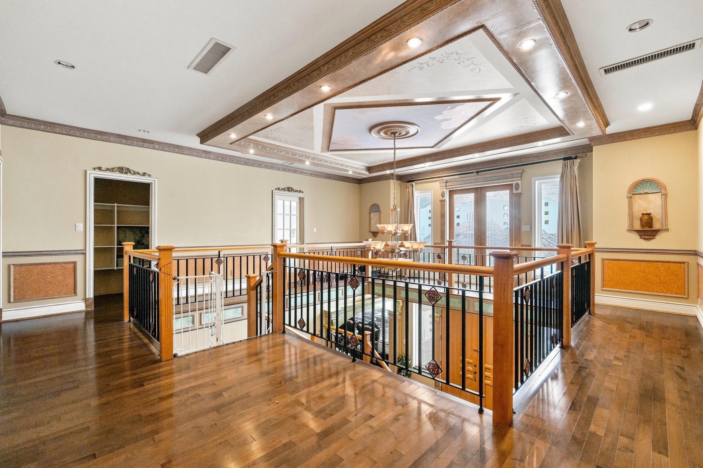 11720 Thorpe Road — frame 7